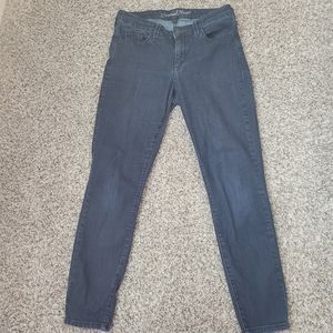 Dark wash skinny jeans